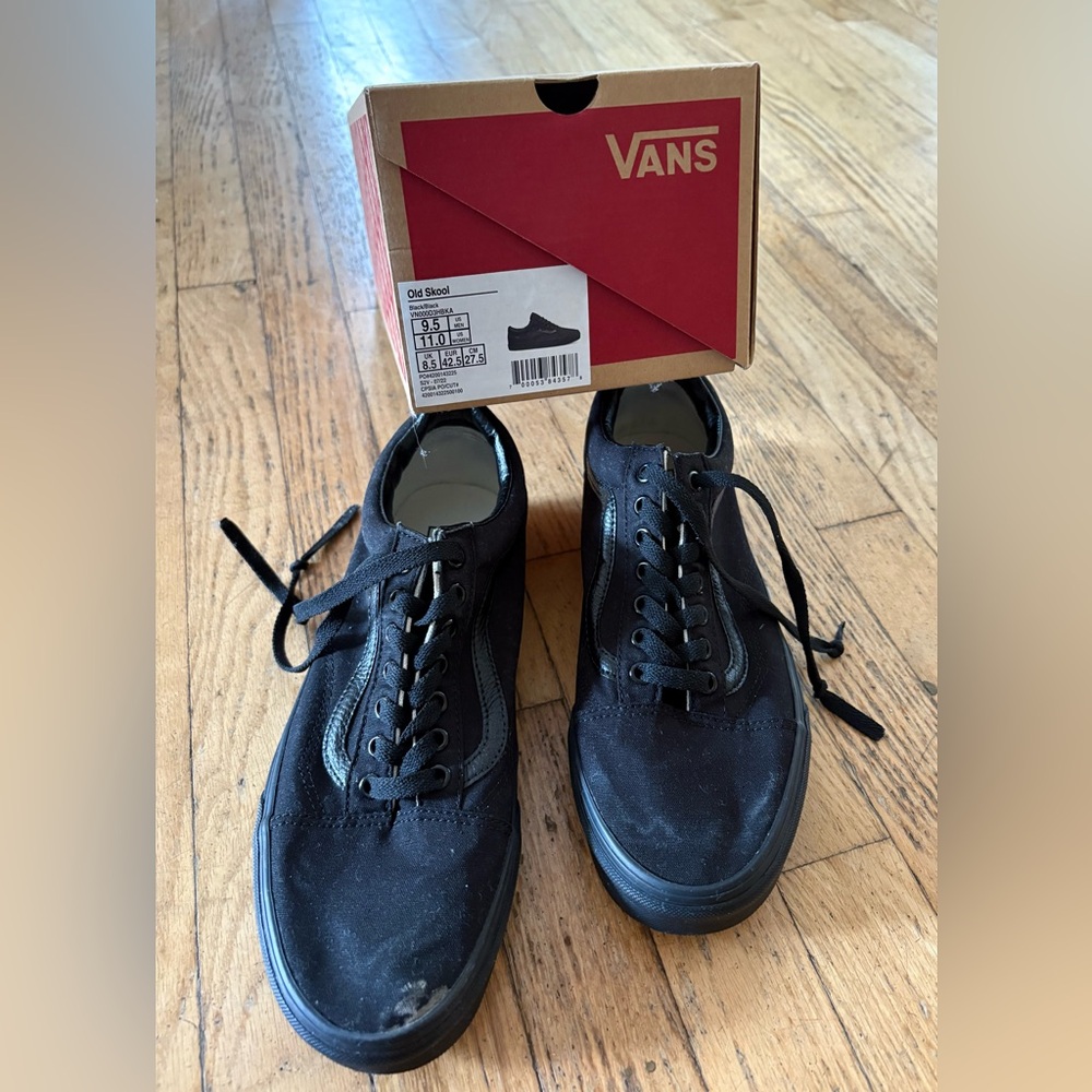 Old Skool Men’s Black Vans